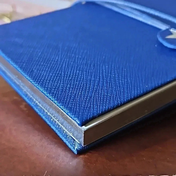 EXCLUSIVE: Dior Red Bow Pink Bracelet, Blue Journal and Pen Bundle in Gift bag - Picture 8 of 11